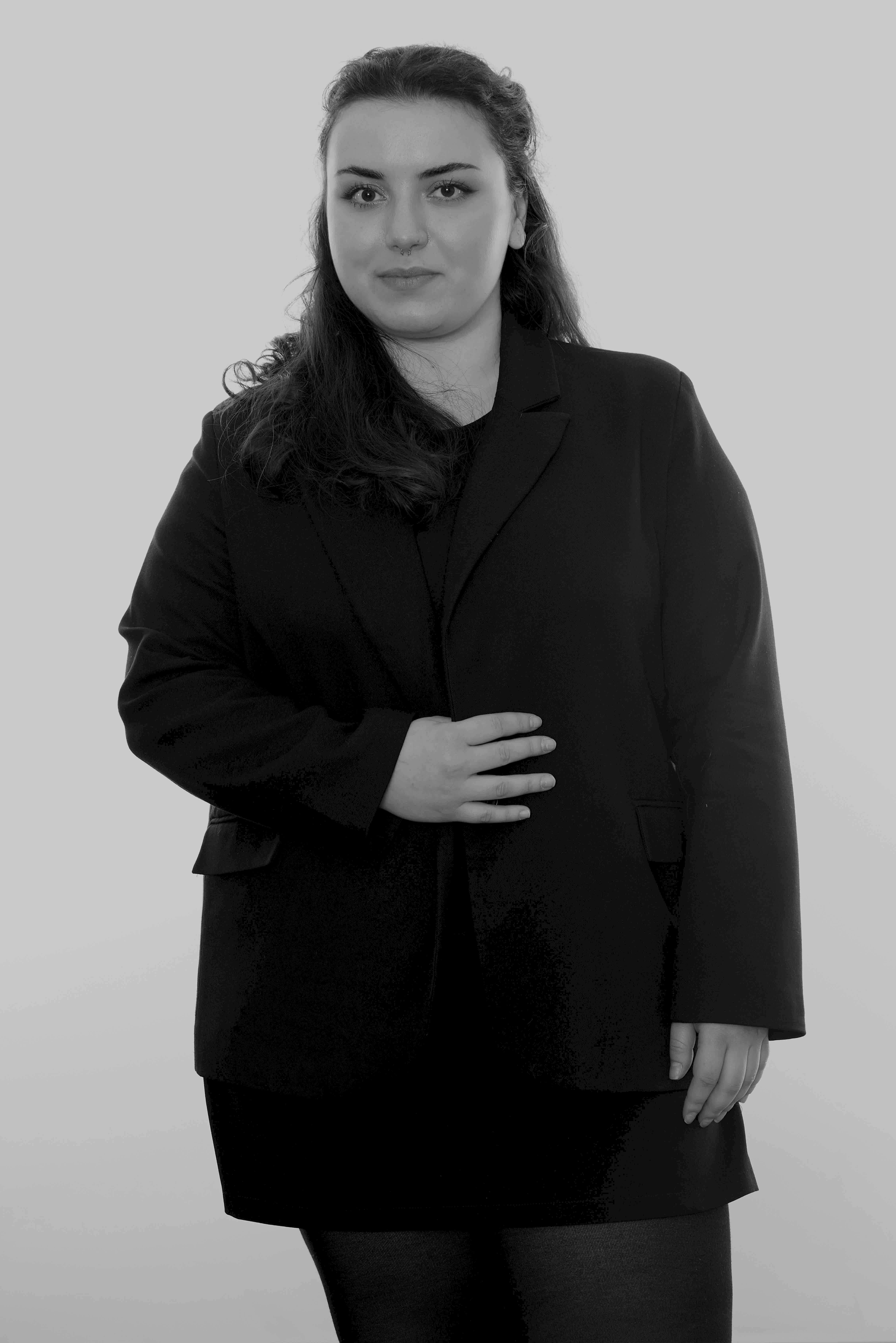 NAZ ÇETİN